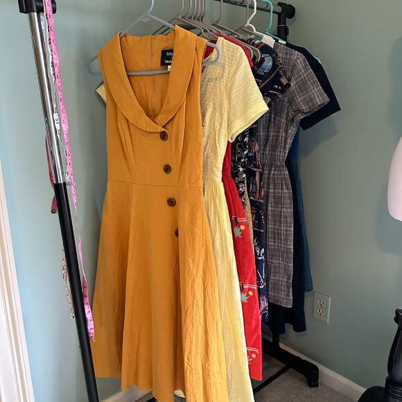 Collectif x Modcloth Sara Swing Dress - Picture 2 of 4